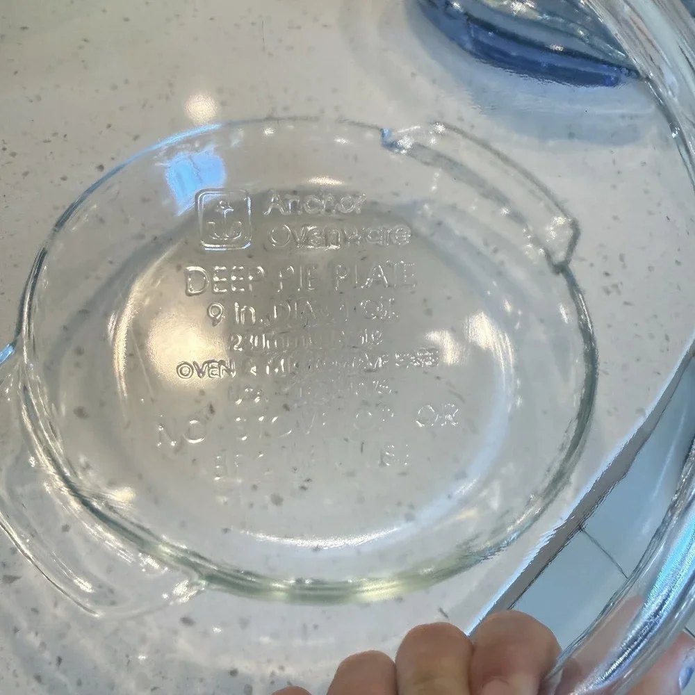 Anchor Hocking Ovenware 9 Inch Deep Pie Plates Set of 2 Glass Baking Dishes